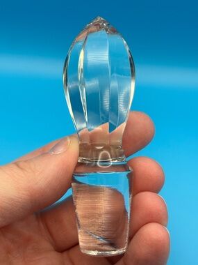 Vintage Clear Crystal Glass Decanter Stopper with a Faceted Pointed Design